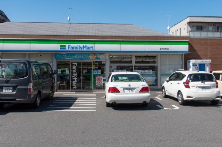 コンビニ　ファミリーマート（コンビニ）まで291m