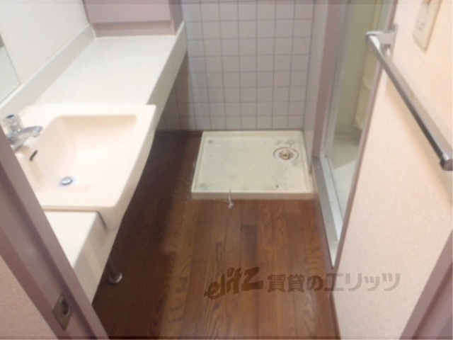 洗面設備　洗濯機置場