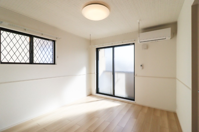 居室・リビング　図面と現状に相違がある場合には現状を優先