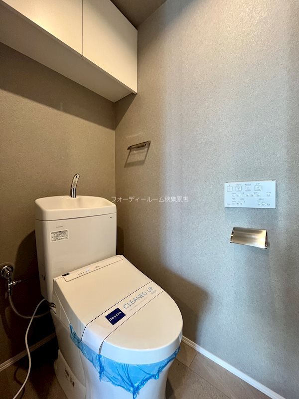 トイレ　別号室参考写真