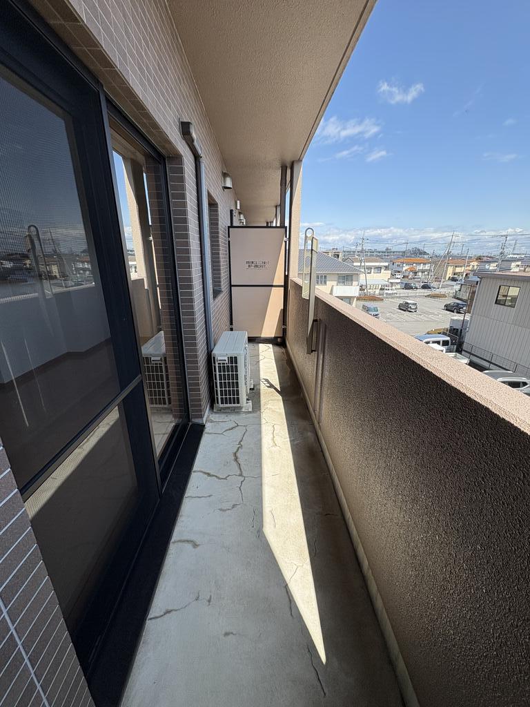 バルコニー　◆こちらの物件のお問合わせは、蕪木不動産へお問合せ下さい◆