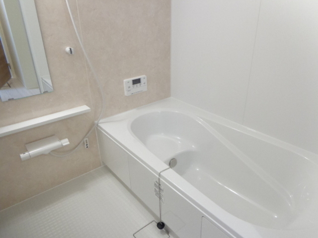 バス・シャワールーム　３０３　浴室