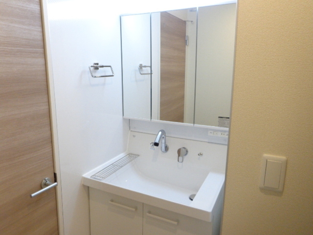 洗面設備　３０３　洗面所