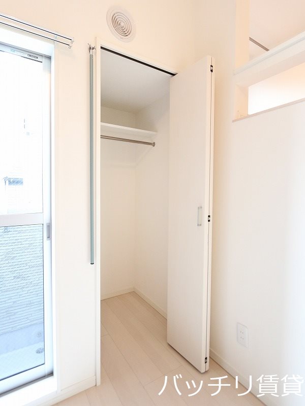 収納　同型タイプの為、現状を優先致します。