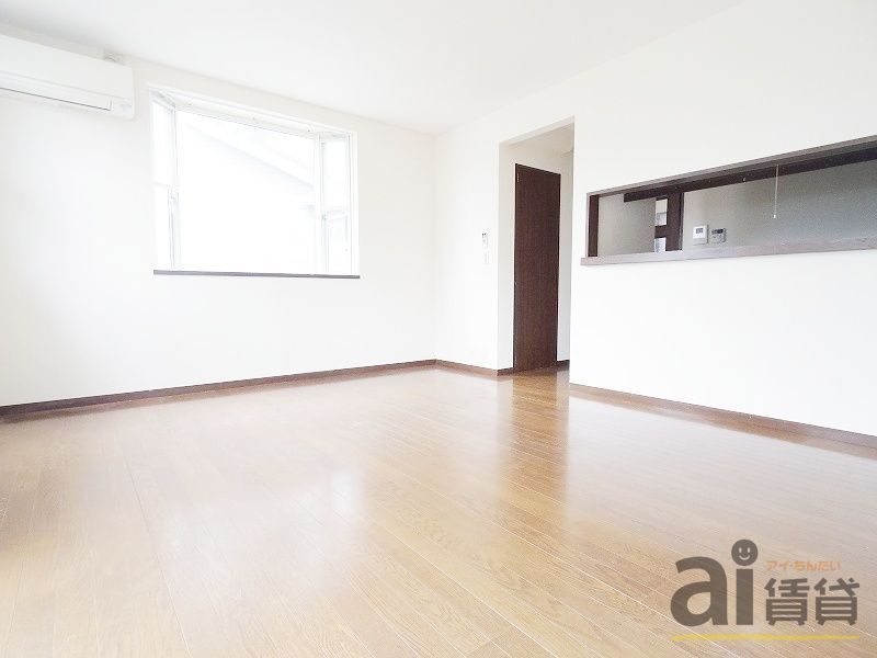 居室・リビング　～同仕様写真～