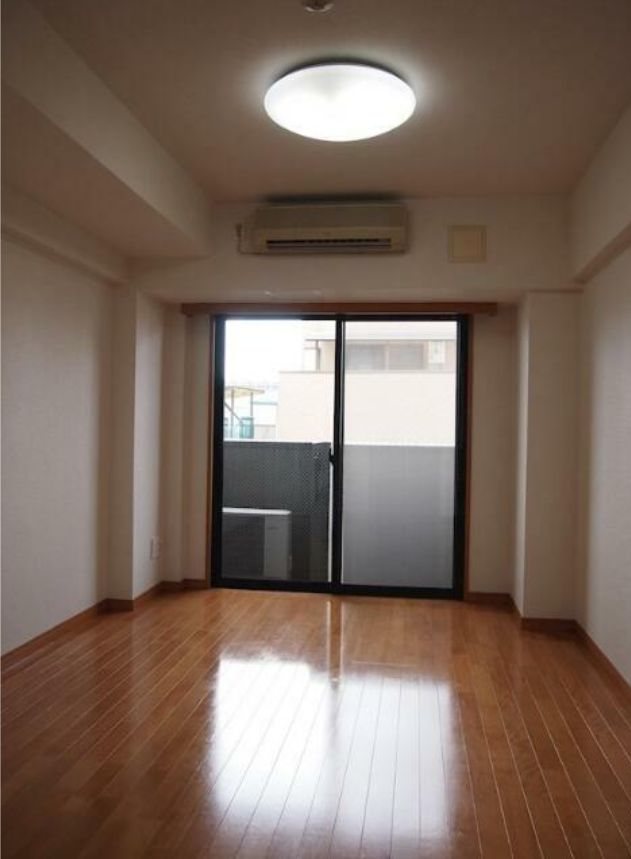 居室・リビング　キレイなフローリングのお部屋★（同一仕様写真）