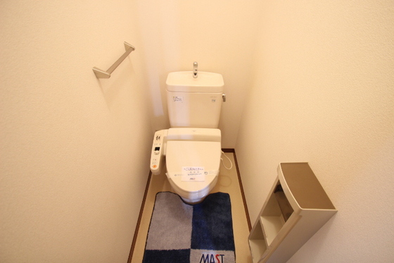 トイレ　※別部屋の写真です