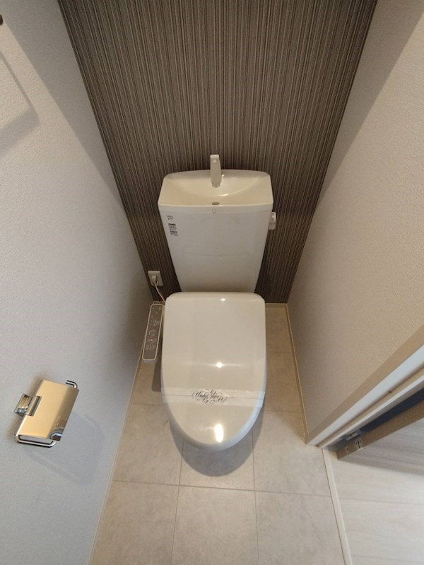 トイレ　別部屋写真