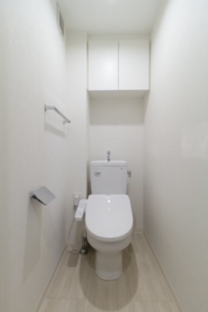 トイレ　※写真は同タイプ住戸です。