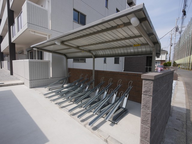 その他共有部分　★敷地内に屋根付の駐輪場がございます★