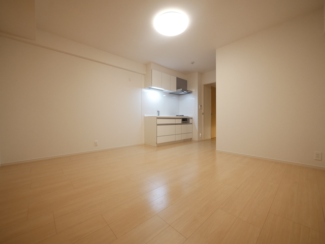 居室・リビング　★フローリングの綺麗なリビングルームですね★