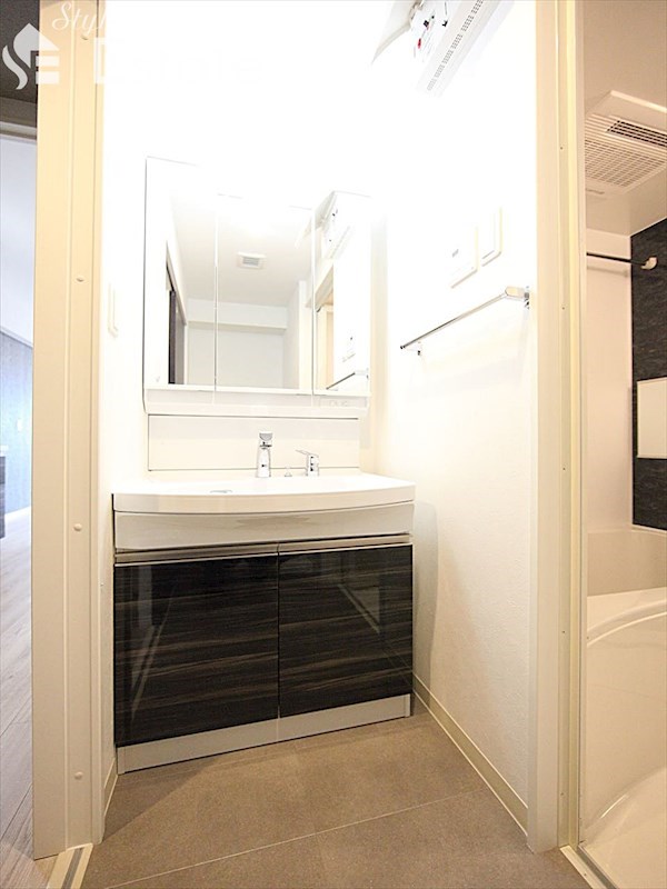 洗面設備　洗面所