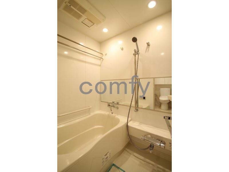 バス・シャワールーム　バス