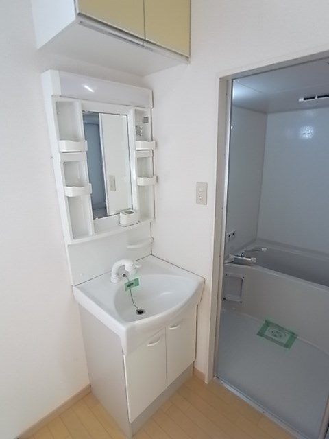 洗面設備　洗髪洗面化粧台