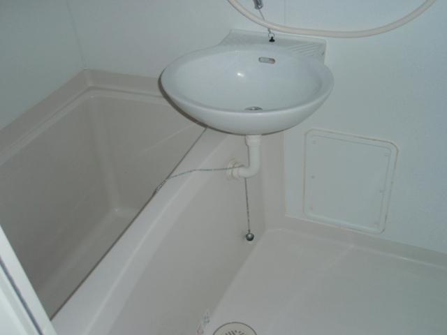 バス・シャワールーム　バス