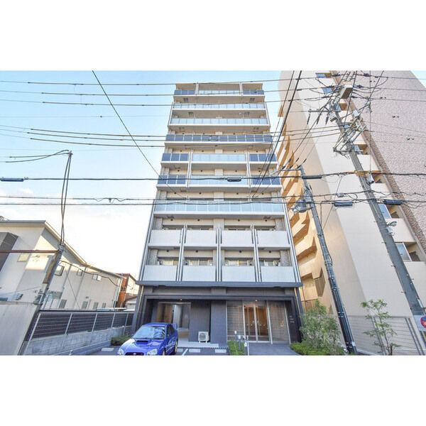 建物外観　間借りは反転タイプになります♪