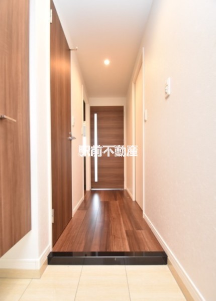 玄関　※同マンション別部屋