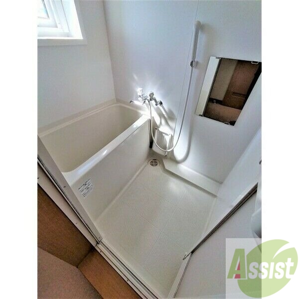 バス・シャワールーム　お風呂です。ゆっくりお風呂につかるのも体に良いですね～