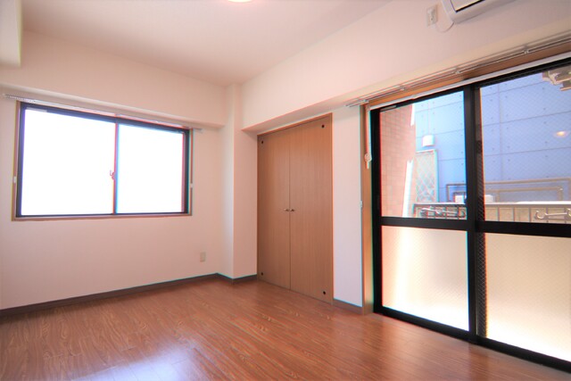 居室・リビング　明るい印象のお部屋ですね