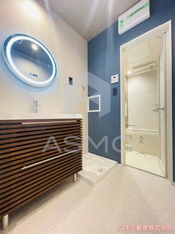 洗面設備　同マンション別部屋　参考写真