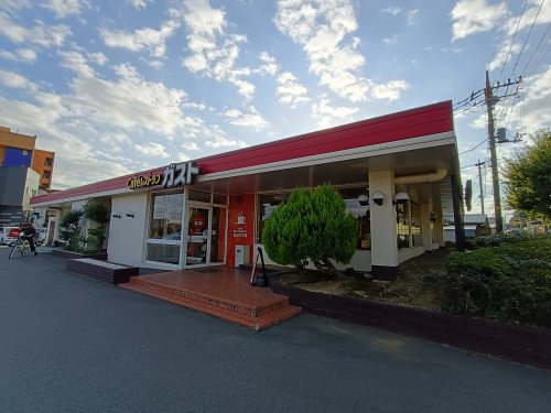飲食店　ガスト 川口石神店(から好し取扱店)（飲食店）まで456m