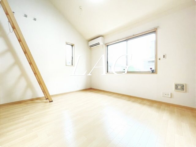 居室・リビング　洋室のお部屋です。
