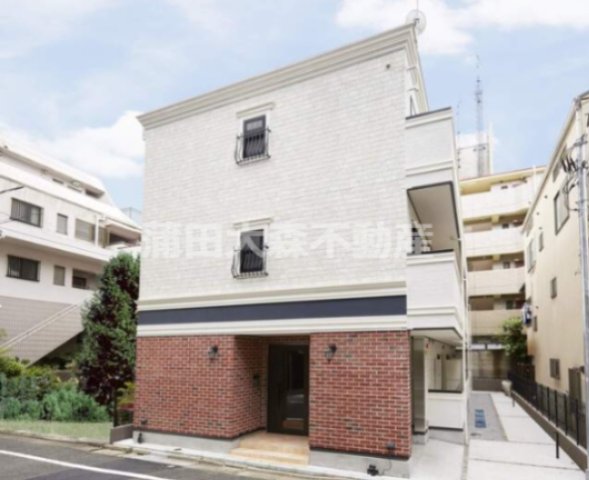 建物外観　2017年2月築　鉄骨造地上3階建て総戸数11戸　 東京都大