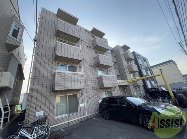 建物外観　札幌市東区北十三条東「デグネス札幌」