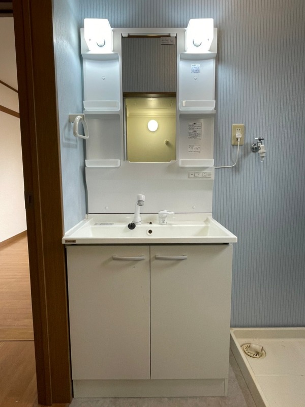 洗面設備　※別部屋参考写真