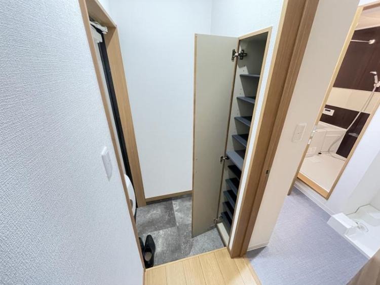 玄関　玄関