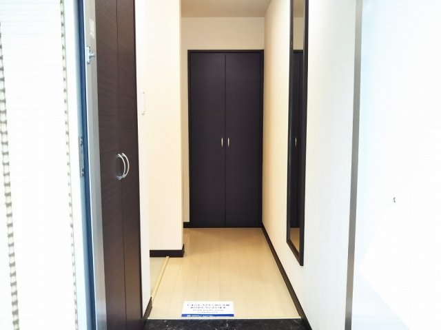 玄関　収納もある玄関です