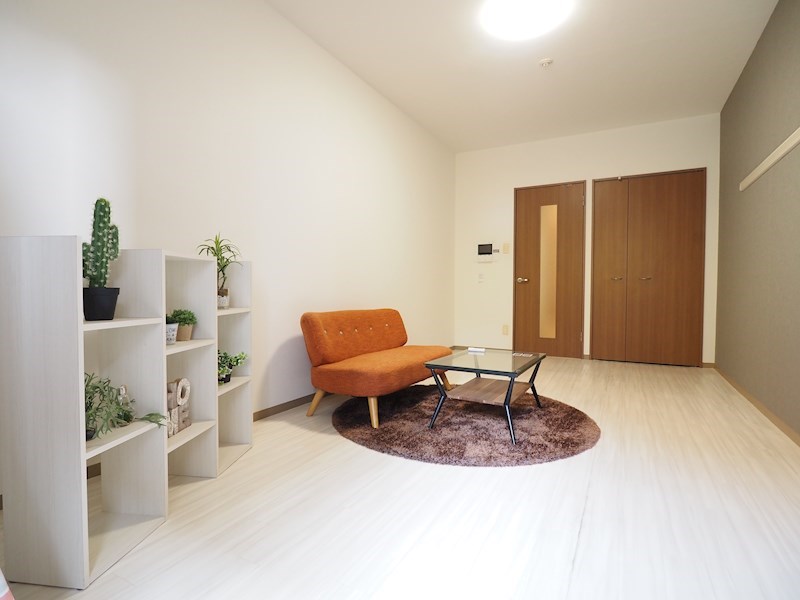 居室・リビング　フロアタイルのお部屋です。