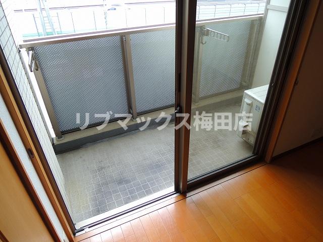 バルコニー　日当たり良好