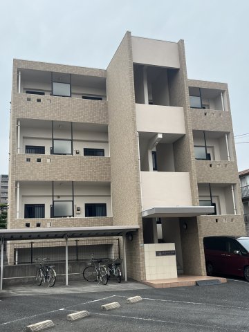 建物外観　外観は落ち着いています