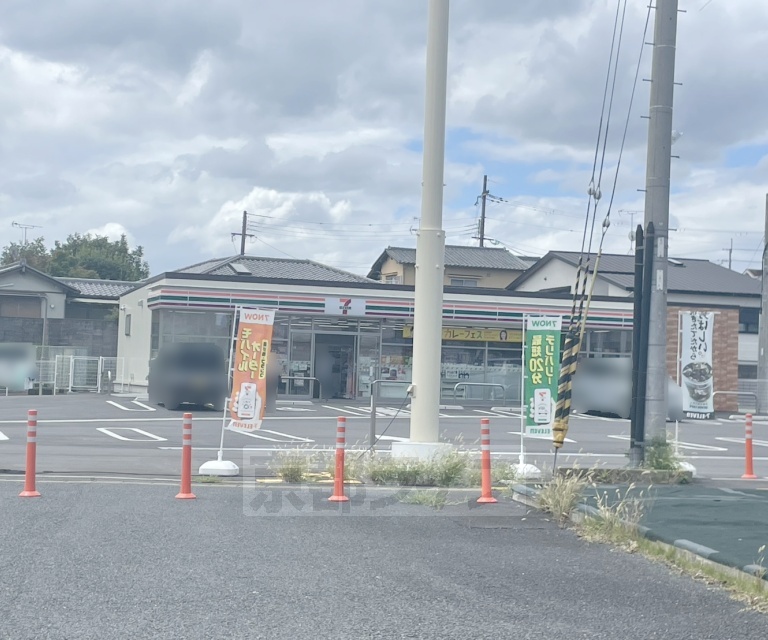 コンビニ　セブンイレブン 木津川相楽川ノ尻店（コンビニ）まで390m