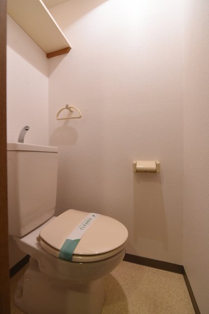 トイレ　落ち着いたトイレです
