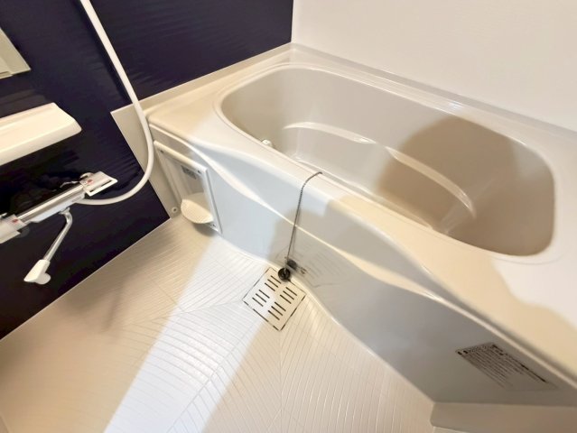 バス・シャワールーム　詳細は、RISUMO江坂本店までお問合せください♪