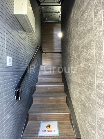 エントランス　同施工会社参考写真