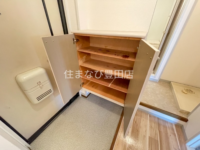 収納　別室同型写真