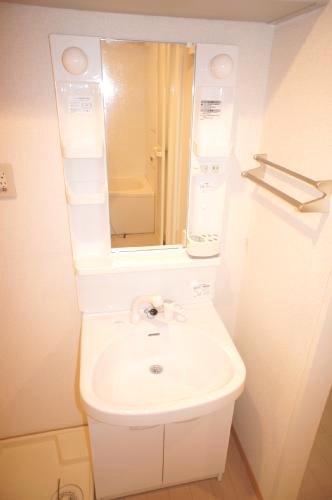 洗面設備　独立の洗面台は魅力的ですね