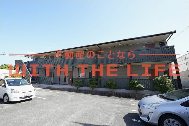 建物外観　落ち着いた雰囲気の外観です