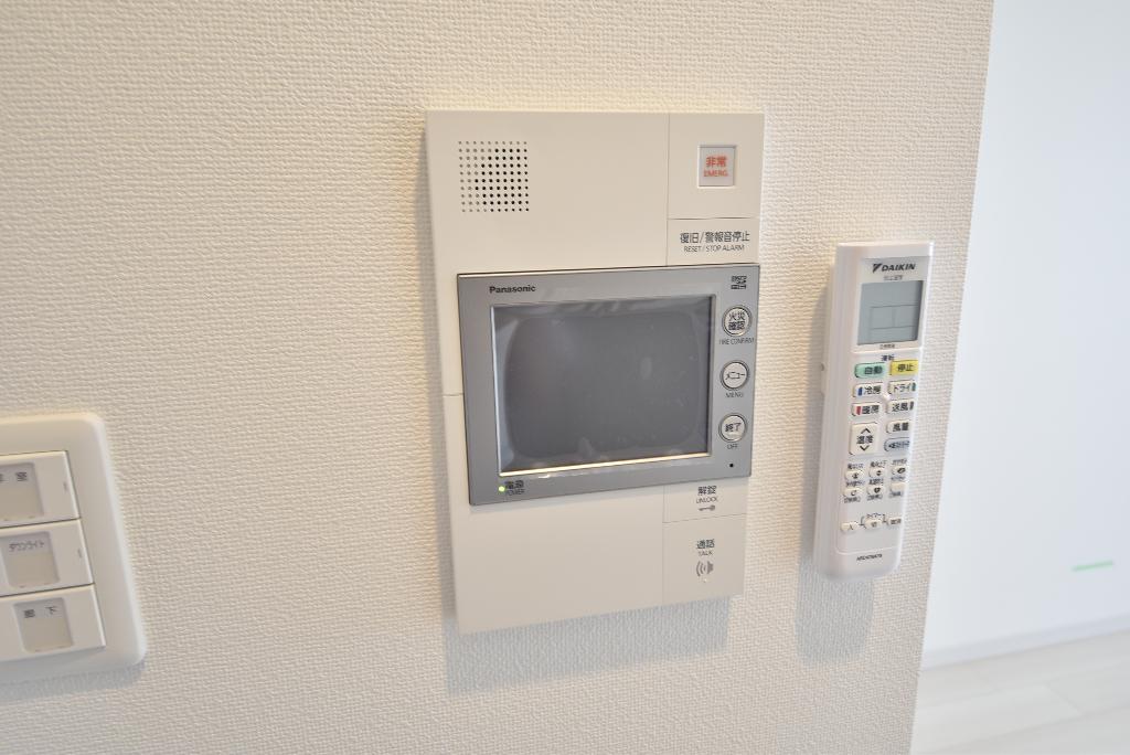 セキュリティ　カメラ付インターホン