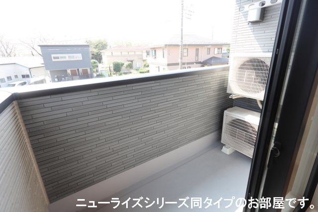 バルコニー　バルコニーからの眺めを楽しみながら食事をしませんか