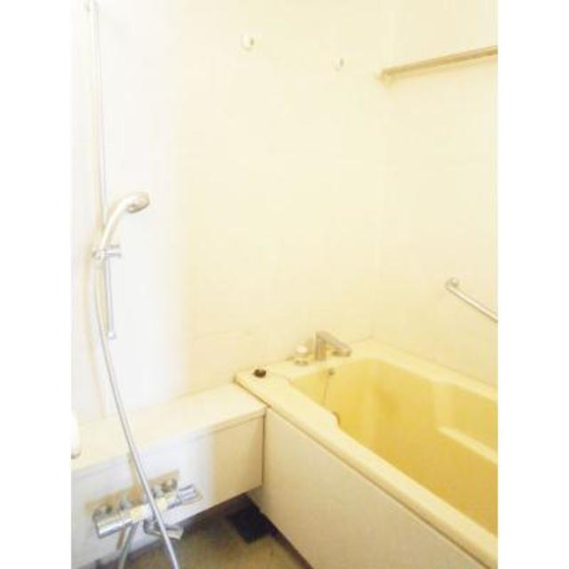 バス・シャワールーム　※写真は同タイプ住戸です。
