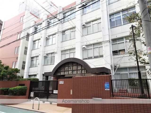 小学校　吉野小学校（小学校）まで293m