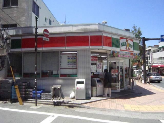 コンビニ　サンクス平井駅前店（コンビニ）まで82m