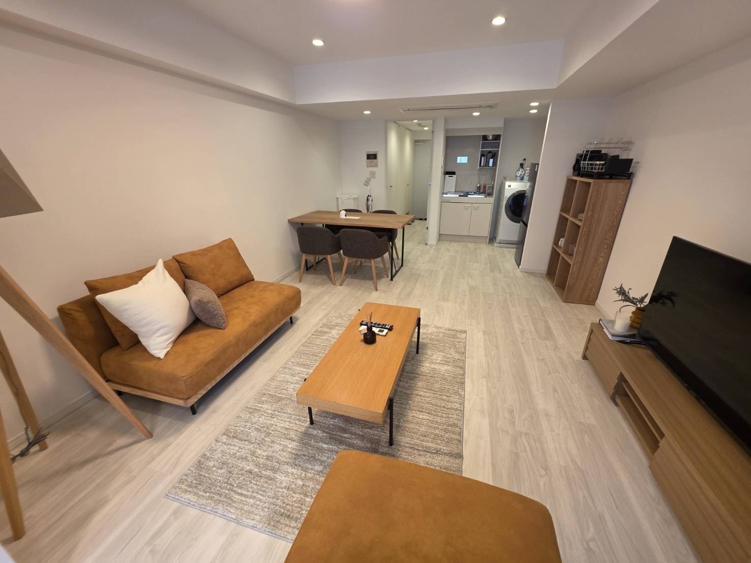 1LDK Mansion in Minato, Tokyo — photo 3 of 3