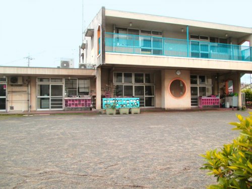 幼稚園・保育園　しんさかした保育園（幼稚園・保育園）まで143m