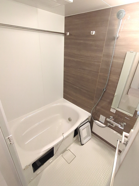 バス・シャワールーム　※別部屋参考写真です。
