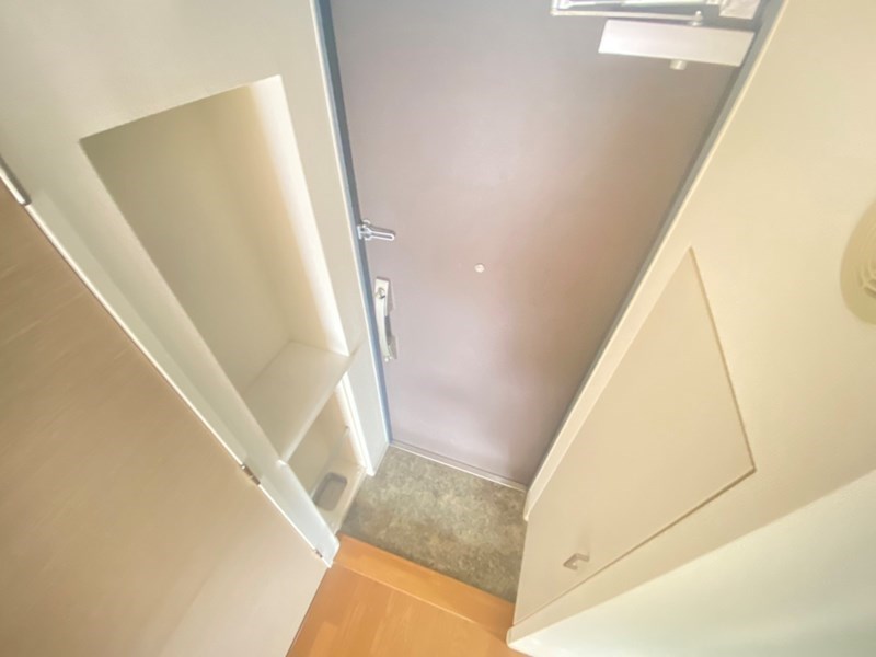 玄関　別部屋参照